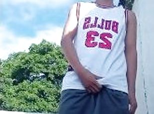 Bagets nagjakol sa likod ng basketball court - Asian boy outdoor masturbation