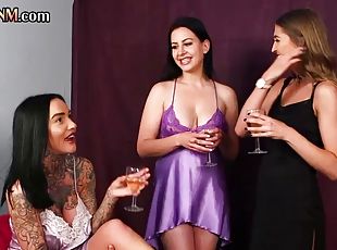 CFNM British voyeur babe watches FFM blowjob and pussy fucking in threesome