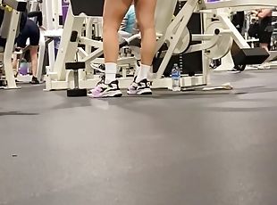 Gym big booty candid