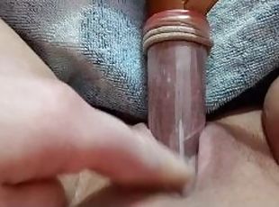 masturbácia, staré, orgazmus, pička, striekanie-squirt, amatérske, chodidlá, mladé18, nadržané, staršie