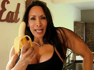 Denise Masino In Going Bananas