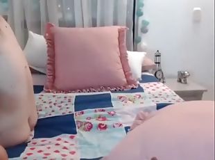 Horny lesbian cammodel playing on webcam