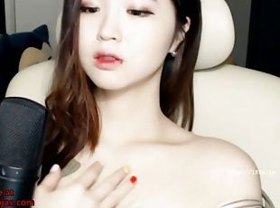 Korean cute 18yo camgirl teasing