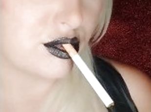 amatérske, bbw, blondýna, britské, fetišistické, fajčenie-smoking