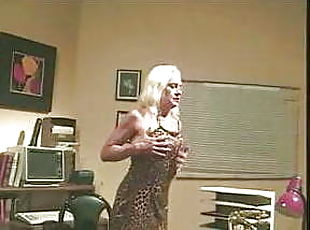 Kathy in Older women&#039;s sperm bank 10