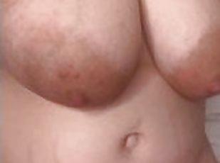 Sexy BBW wife showing her big natural boobs for you!