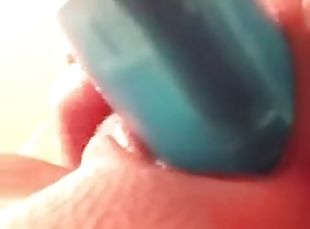 Amateur teen solo masturbation closeup