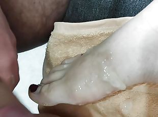 Cumming on my girlfriend feet and she touching my dick foot fetish dirty talk part 2 end