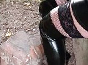 Latex in Public Outdor Mistress