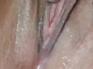 clitoris, masturbare-masturbation, orgasm, pasarica, tasnit, amatori, adolescenta, facut-acasa, pima-oara, italian