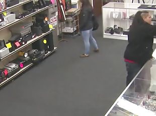 Couple bitches tried to steal from the shop xxx pawn