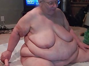 Bbw granny masturbating